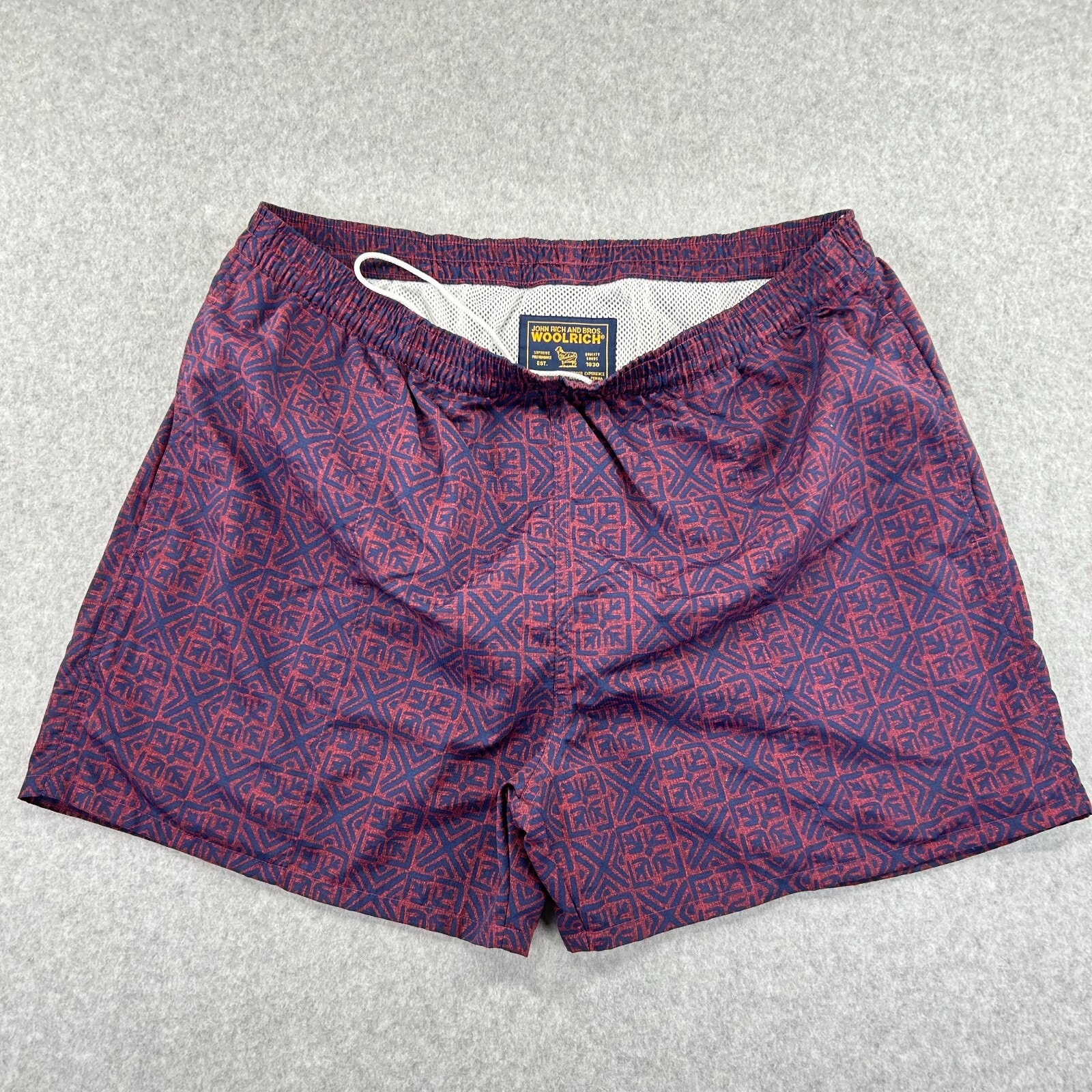 Woolrich Swim Trunks Mens L Deep Red Primitive Drawstring Lined Macau 4” Inseam